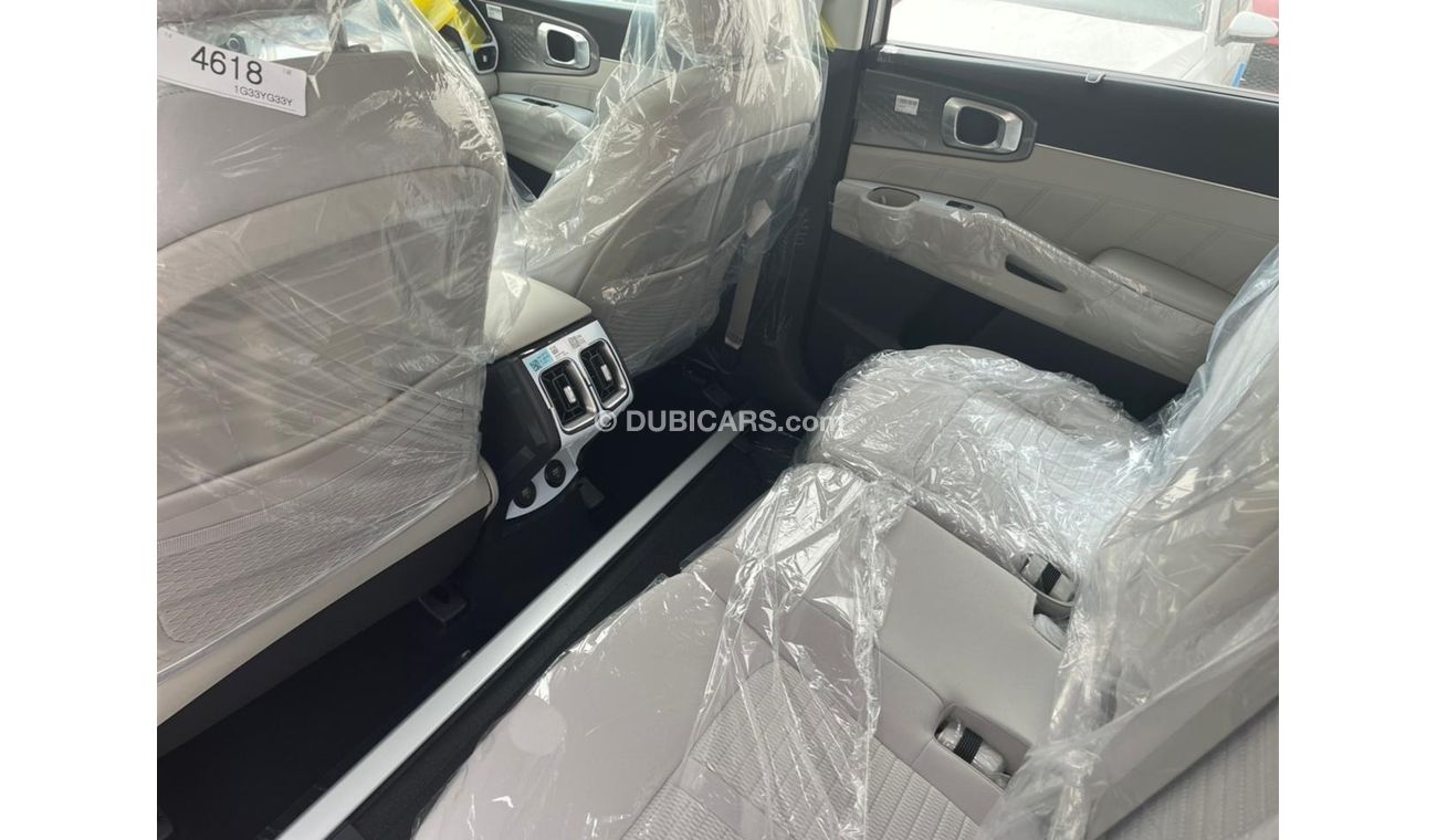 Kia Sorento V6 , FULL OPTION, LEATHER INTERIOR, TOUCH SCREEN, ALLOY WHEELS, WHITE COLOR, ONLY FOR EXPORT