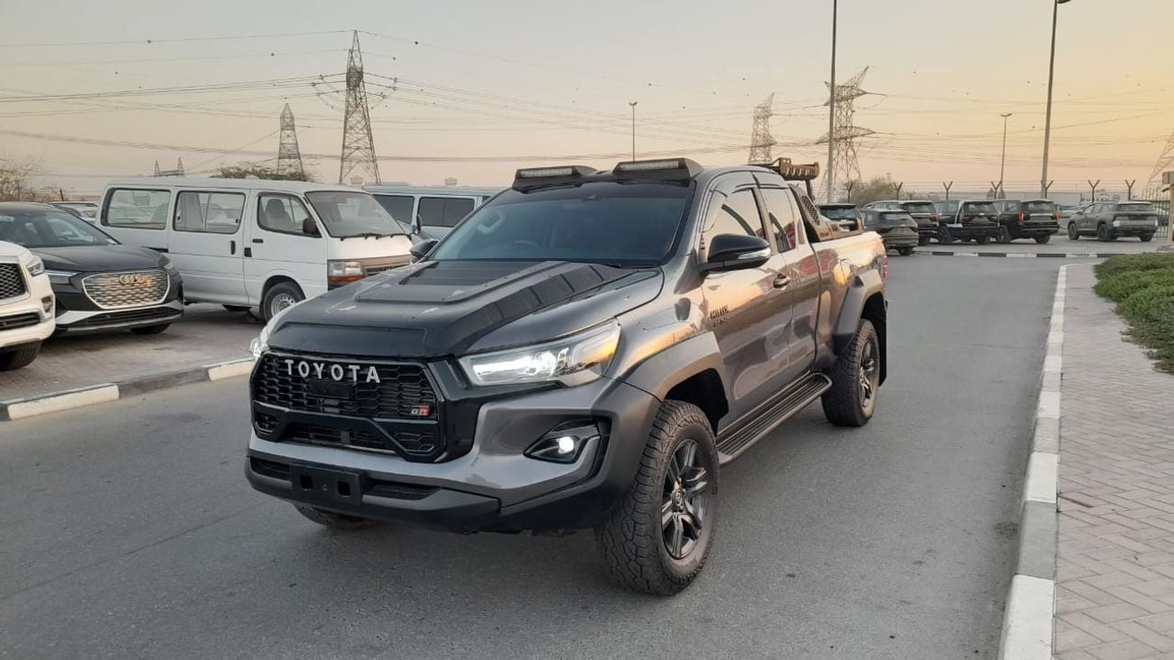 تويوتا هيلوكس SMARTCAP DIESEL RHD 2.8