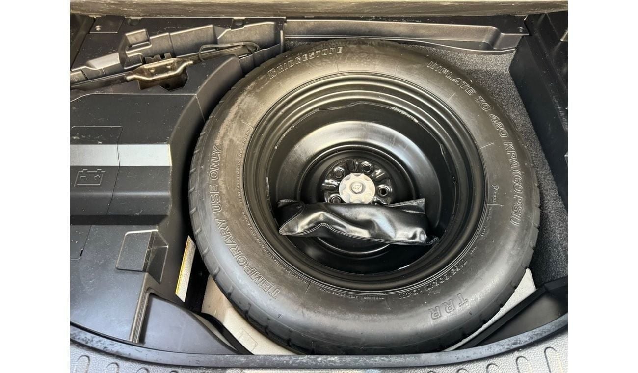 Toyota RAV4 VXR HEV 2.5L (219 HP) 4WD 2017 LIMITED HYBRID 360 CAMWRA 4WD PANORAMA CANADA SPEC