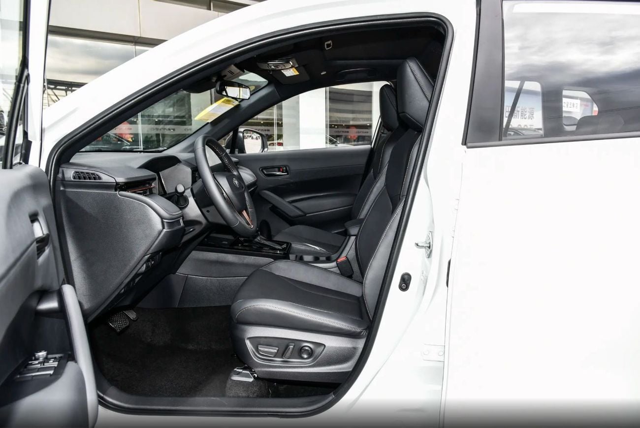 تويوتا فرونتلاندر 2.0L Intelligent Hybrid Luxury Edition