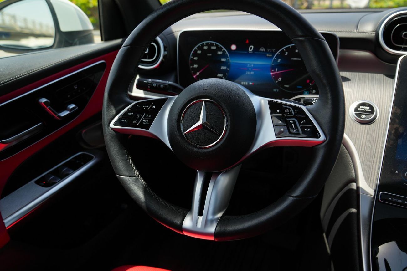 Mercedes Benz GLC 300 PREMIUM PLUS