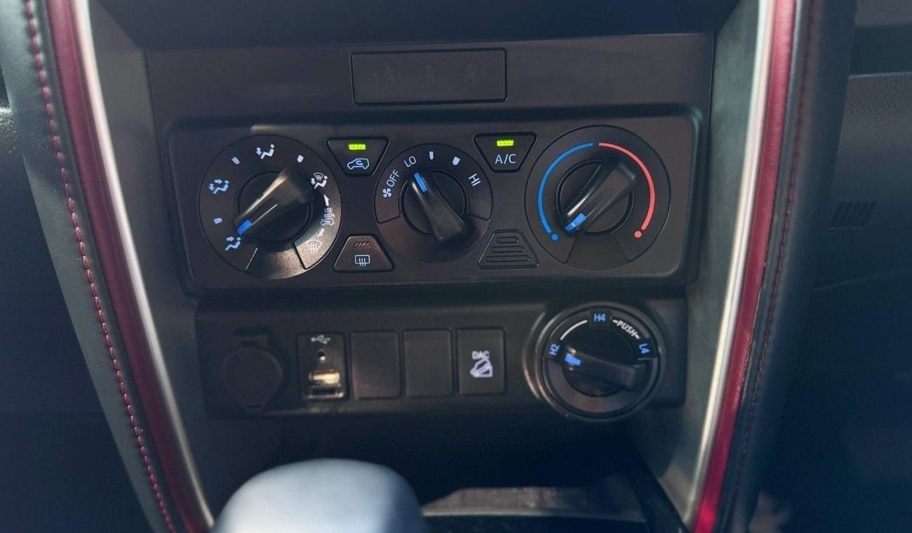 Toyota Fortuner PREMIUM CONDITION | RHD | 2.8L DIESEL ENGINE | 2019 | (AT) | REAR VIEW CAMERA | ELECTRIC SEAT