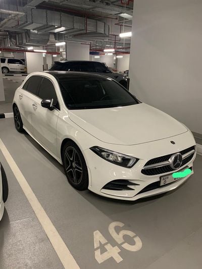 Mercedes-Benz CLA 250 Std 2.0L (221 HP)