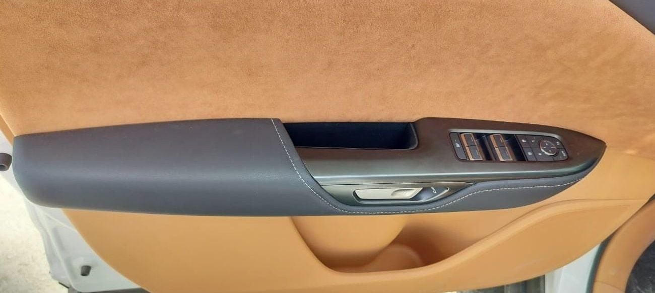 Lexus RZ 450e LEXUS RZ 450e FULLY ELECTRIC CAR