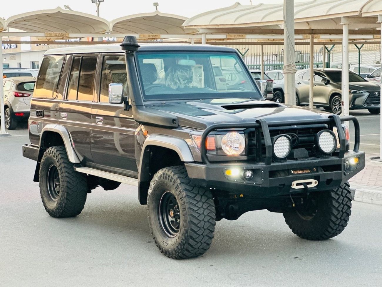 Toyota Land Cruiser 70