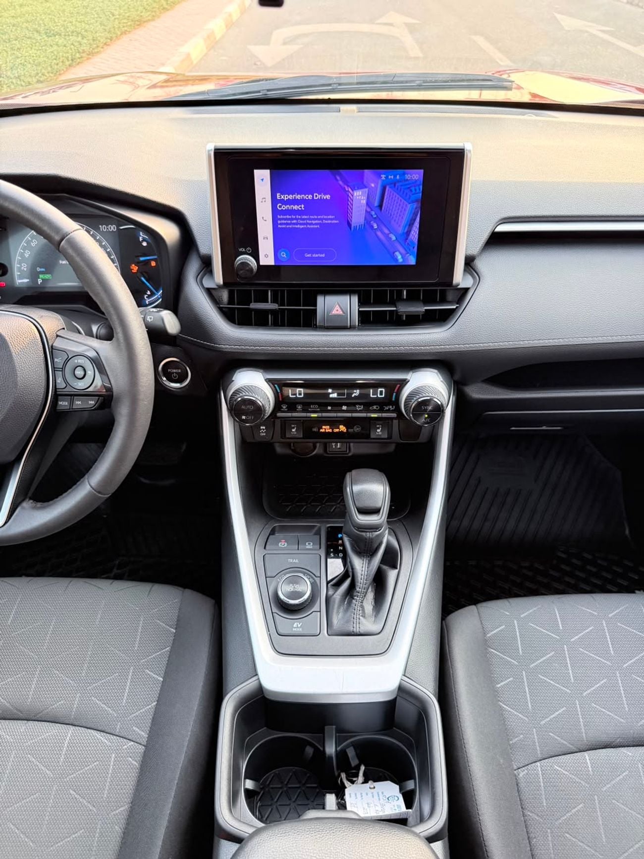 تويوتا راف ٤ XLE HEV Hybrid