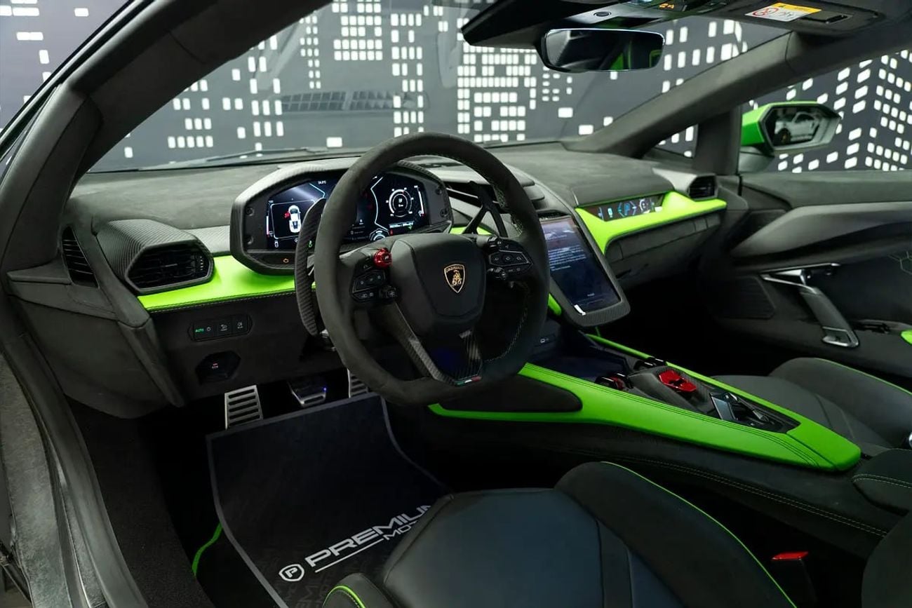 Lamborghini Revuelto 6.5L V12 Hybrid LAMBORGHINI | REVUELTO | FULL CARBON | GCC SPECS DEALER WARRANTY + SERVICE CONTRAC