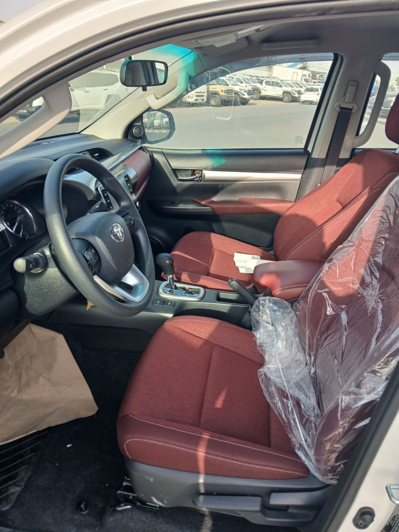 Toyota Hilux GLX 2026 Toyota Hilux 2.8 Diesel - Yemeni Specifications