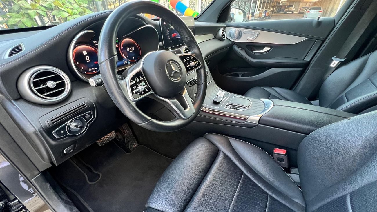 Mercedes-Benz GLC Coupe 300