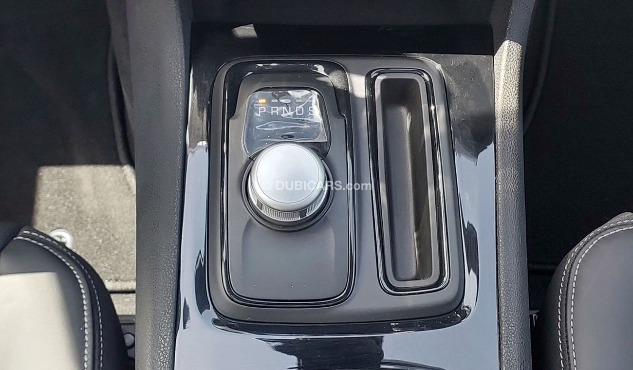 Chrysler 300s Brand New 3.6L V6 2022 GCC Agency Warranty