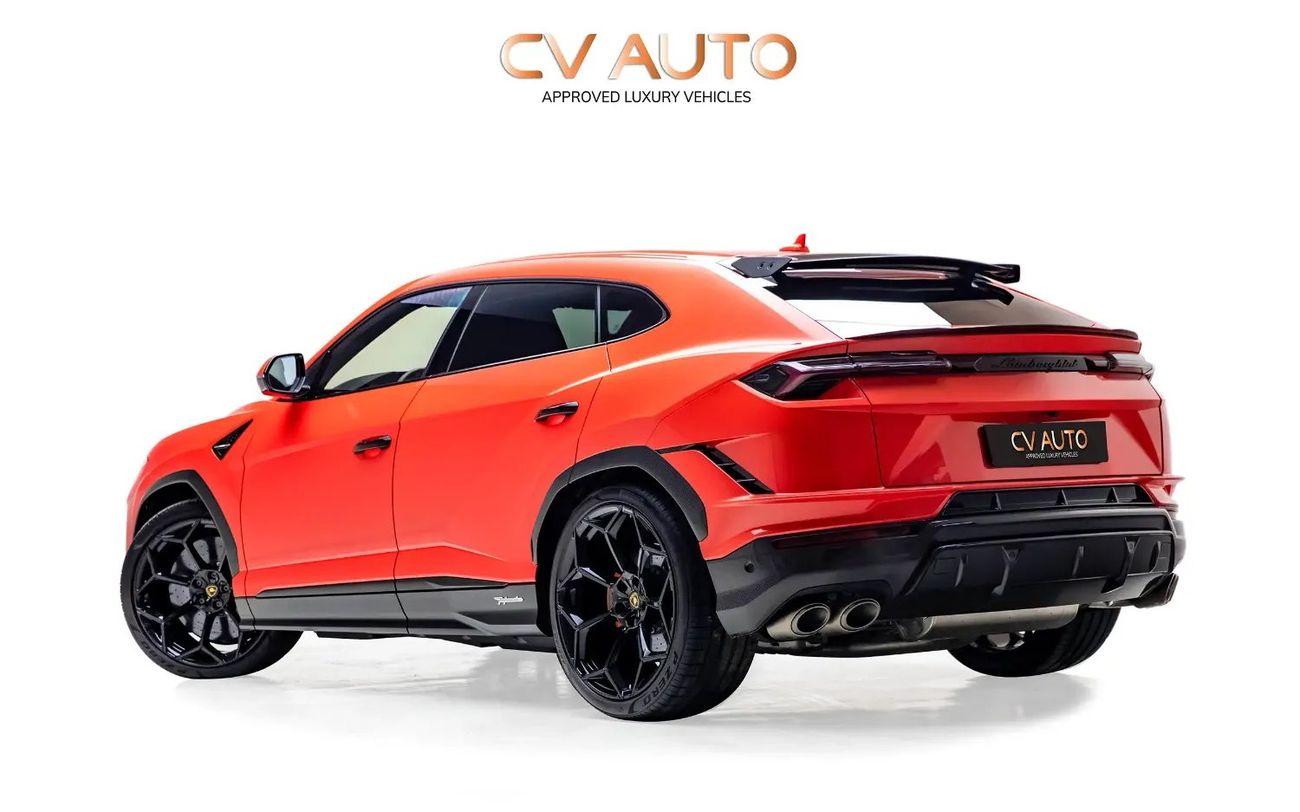 لامبورغيني اوروس 4.0T V8 Performante With Akrapovic Exhaust - Euro Spec