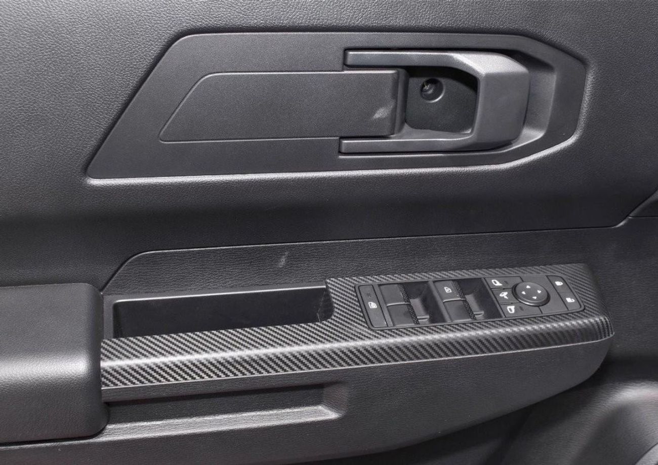 Mitsubishi L200 Mitsubishi L200 / Triton GLX 4WD 2.4L Diesel MT High Line 2025