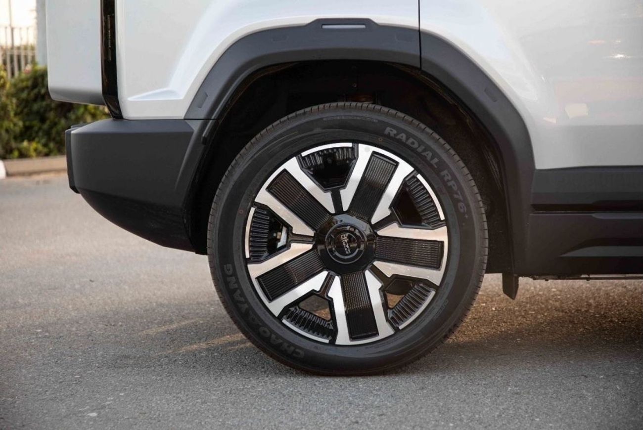 Chery iCar 03 2024 ICAR EQ3 V3 High Performance 4WD - Silver inside White | Export price