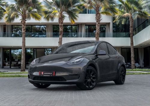 Tesla Model Y Model Y Dual Motor | 2,605 P.M | 0% Downpayment | Immaculate Condition!