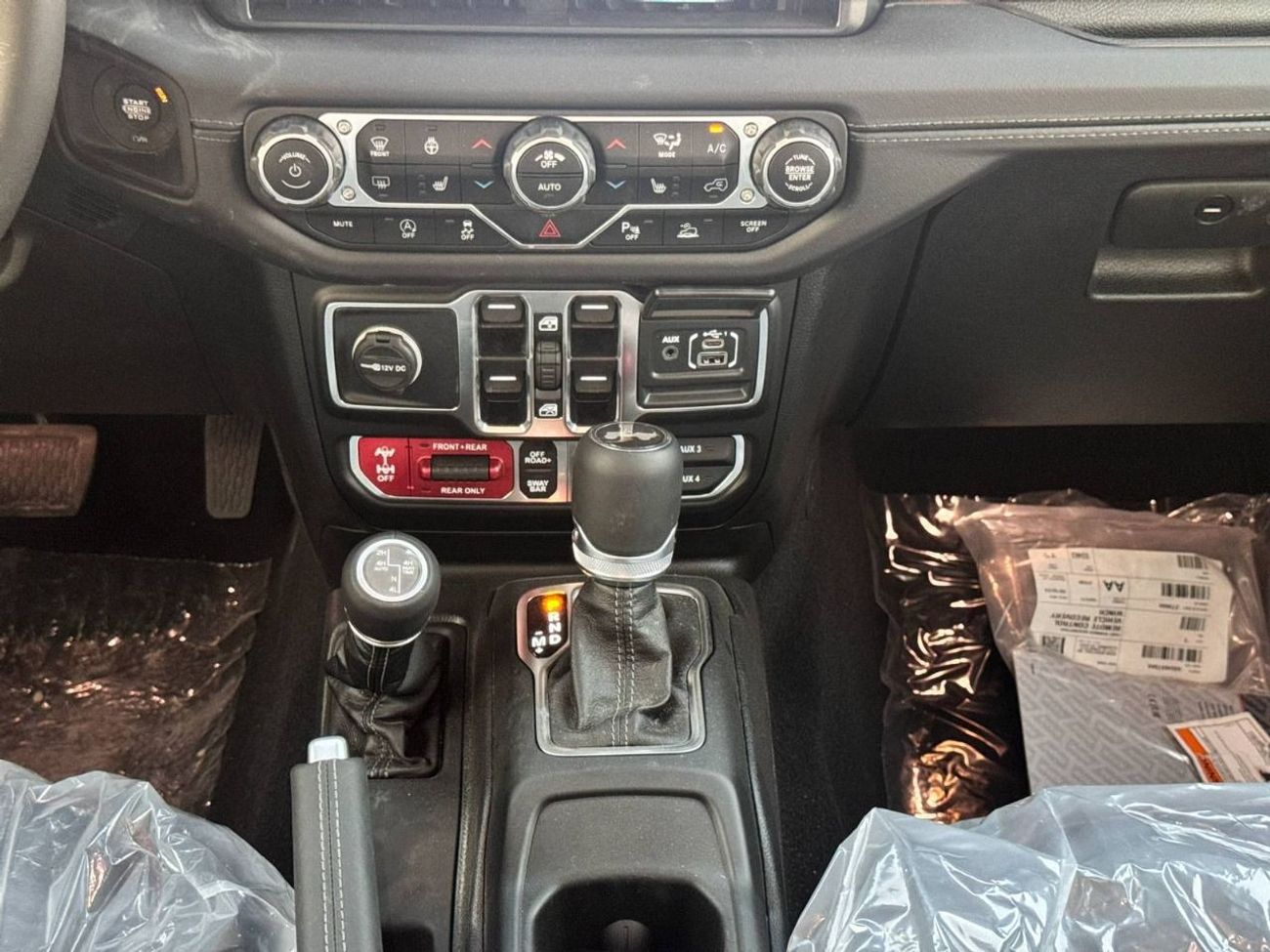 جيب رانجلر Unlimited Rubicon 2.0L A/T