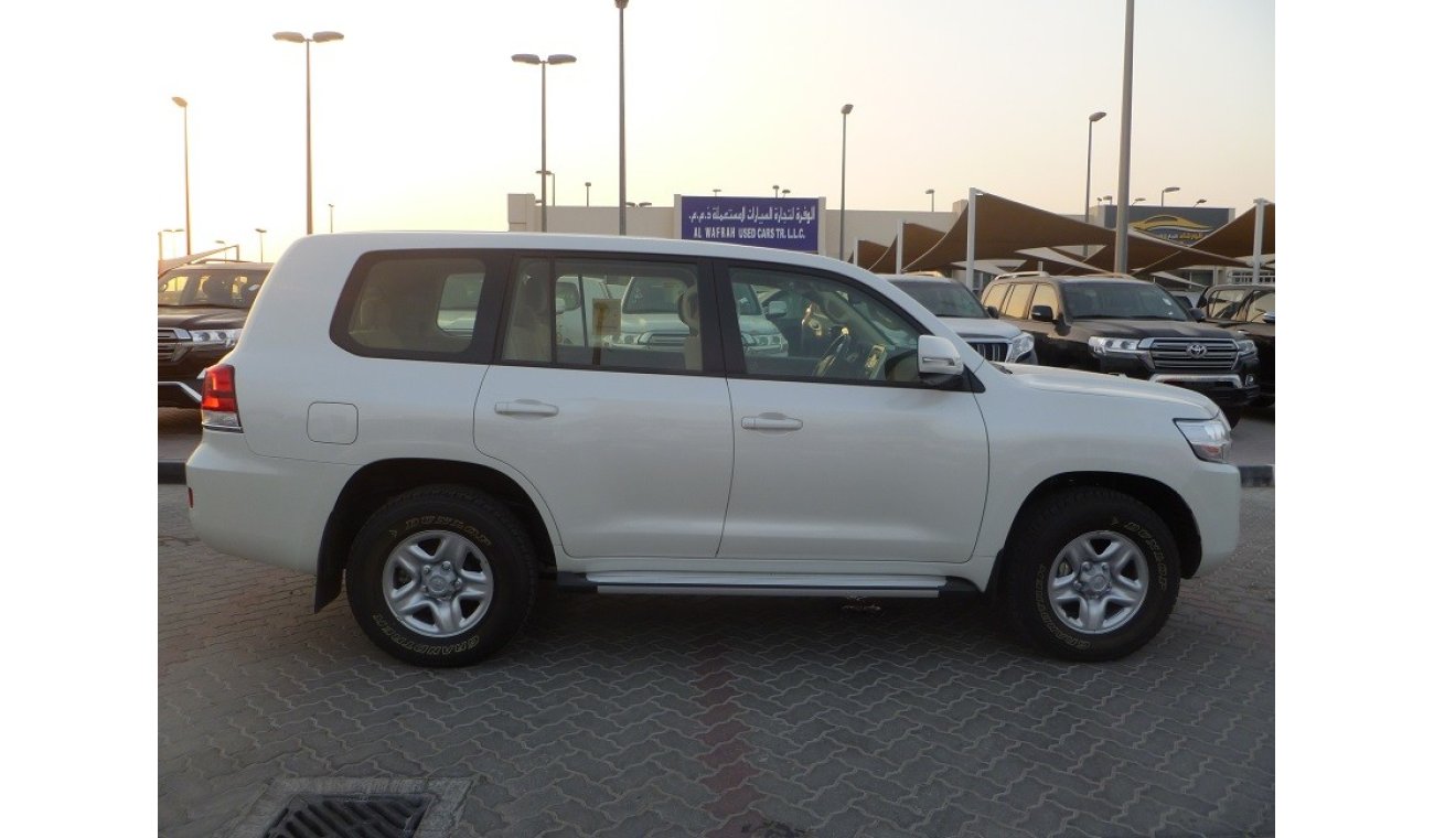 Toyota Land Cruiser 4.5L Diesel GXR8 Auto