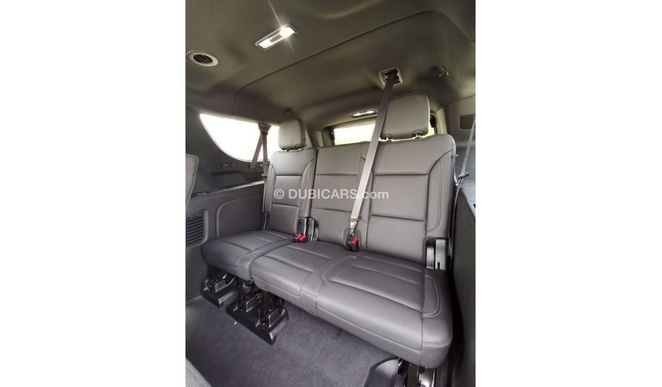 Chevrolet Suburban Chevrolet LT Suburban - 2023 - Green