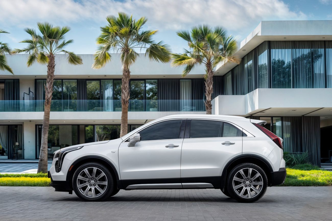 Cadillac XT4 XT4  | 1,615 P.M | 0% Downpayment | Agency Service Contract | Pristine!
