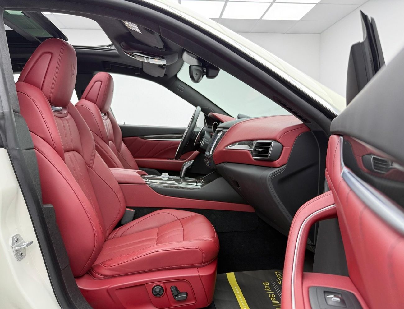 Maserati Levante GTS 3.8L 2020 Maserati Levante GTS V8, June 2026 Maserati Warranty, Low Kms, GCC