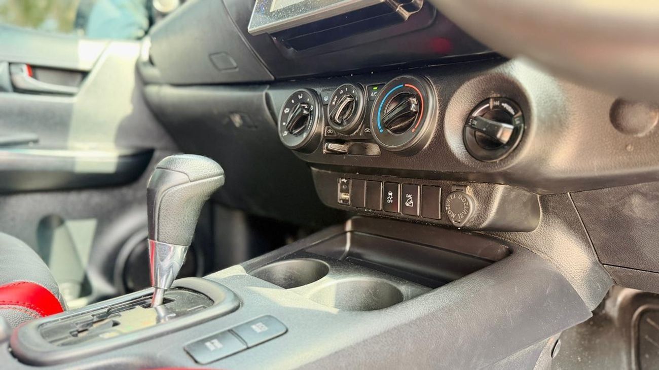 Toyota Hilux 2019| 2.8L DIESEL ENGINE | AT | RHD | GTK 4X4 HEAVY SPORT BAR WITH BASKET | ROOF MOUNTED LED LIGHTS