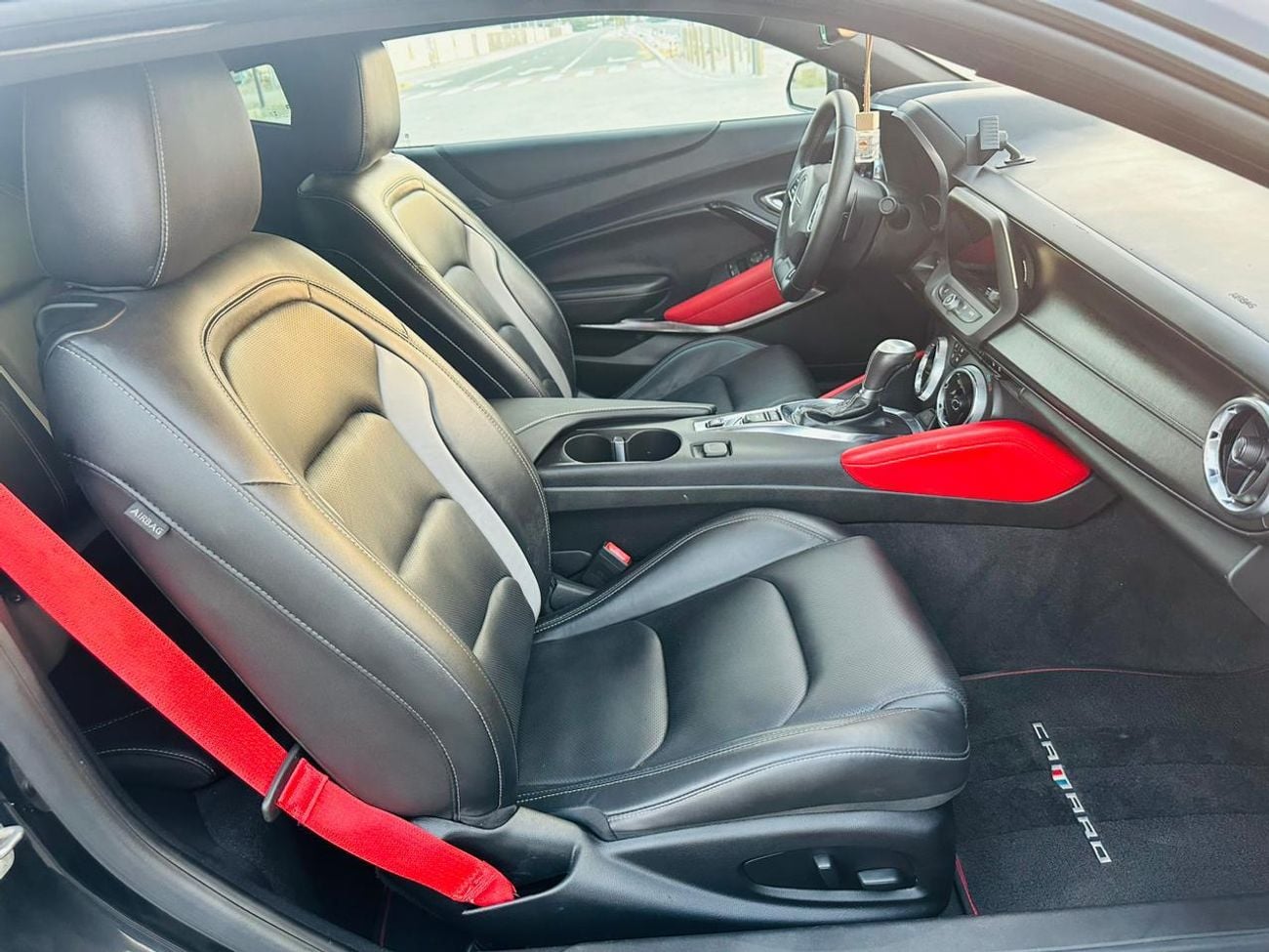 Chevrolet Camaro 1LT 3.6L (355 HP)