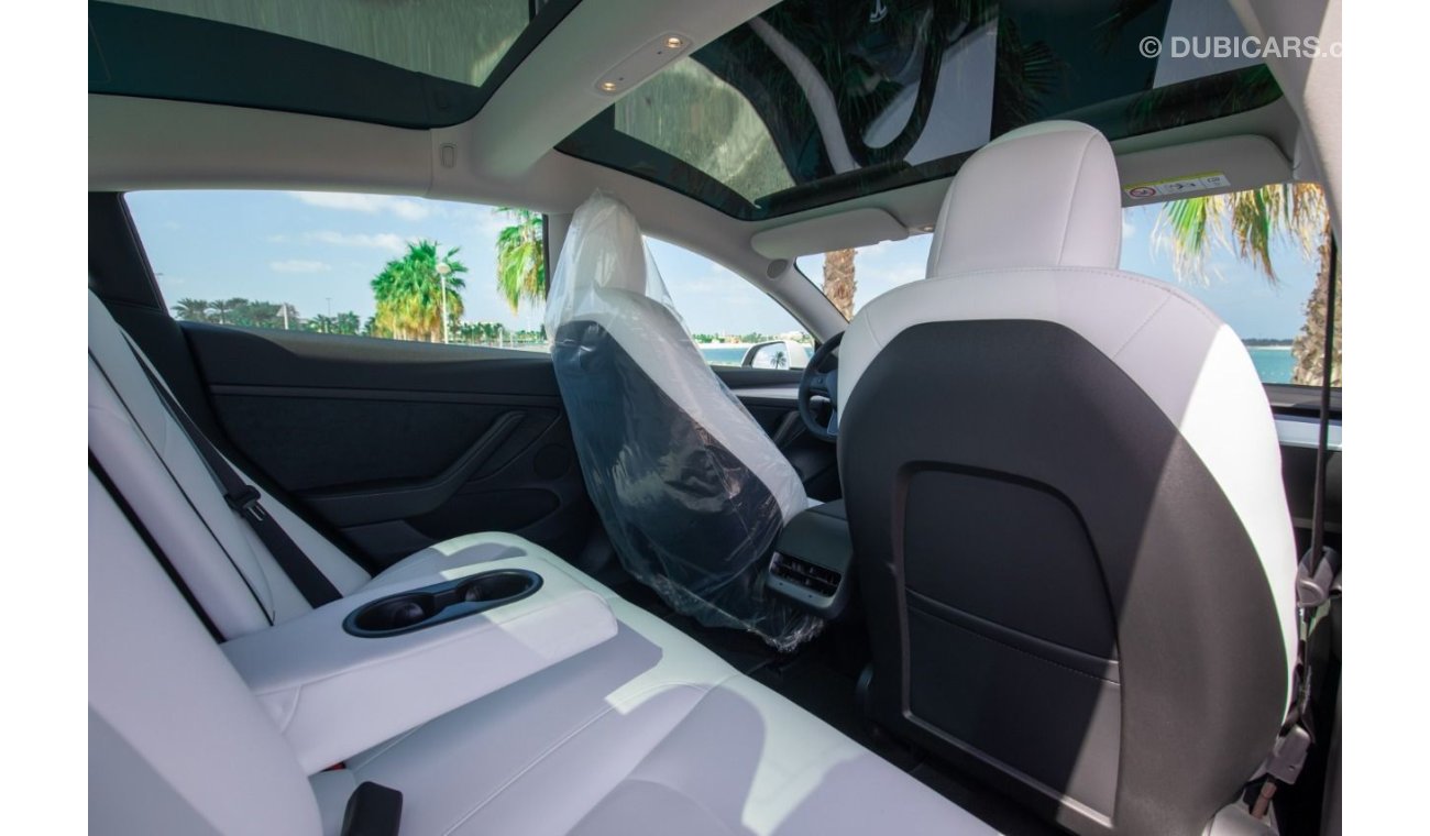 تيسلا موديل 3 Tesla Model 3 Performance  White Interior  Auto Pilot GCC 2022 ZERO KM Auto Pilot  Under Warranty