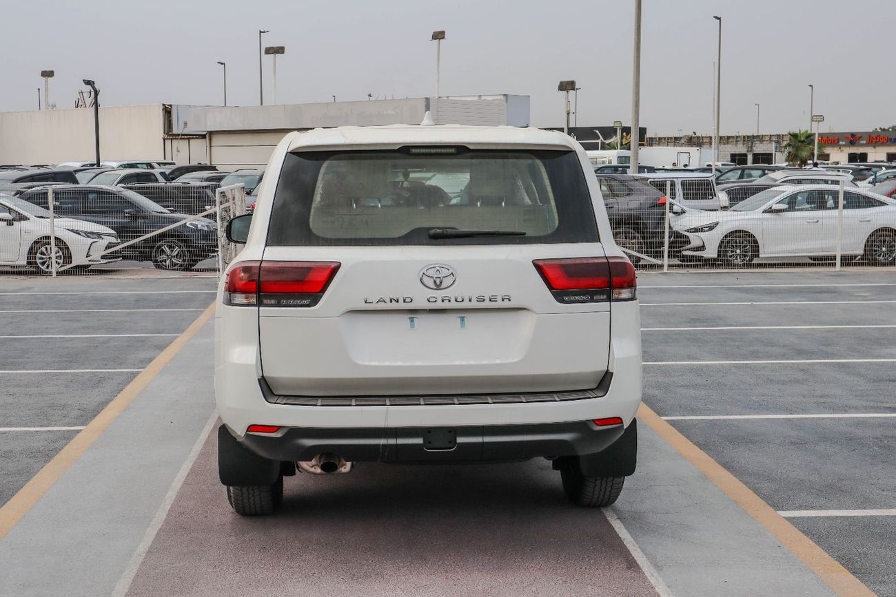 Toyota Land Cruiser Toyota Land Cruiser GXR 4.0L (300 Series) (GRJ 300) 2025 model basic option