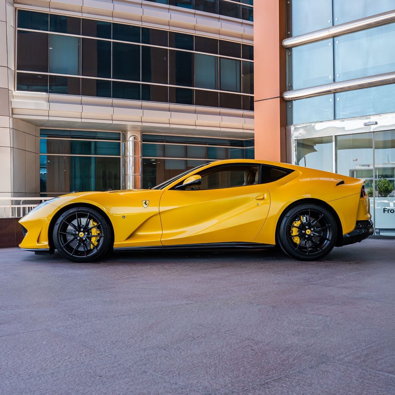 فيراري 812 GTS SUPERFAST