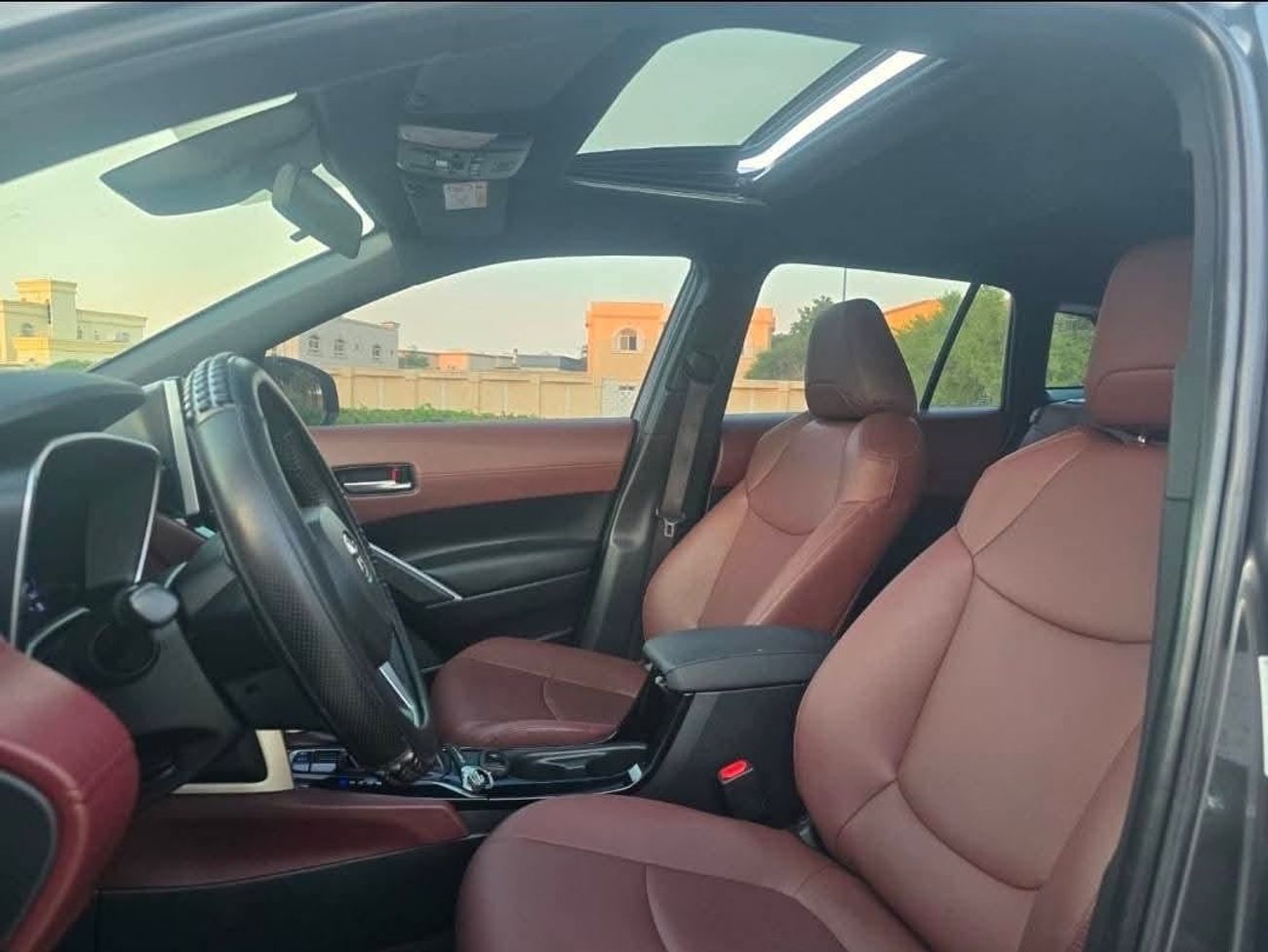 Toyota Corolla Cross COROLLA CROSS HYBRID FULL OPITION GCC TOP OF RANG