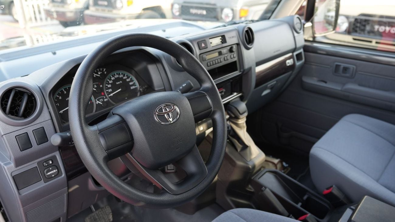 تويوتا لاند كروزر بيك آب TOYOTA LC PICKUP DOUBLE CABIN 4.0L V6 AUTOMATIC TRANMISSION MODEL 2025 WINCH-DIFFLOCK