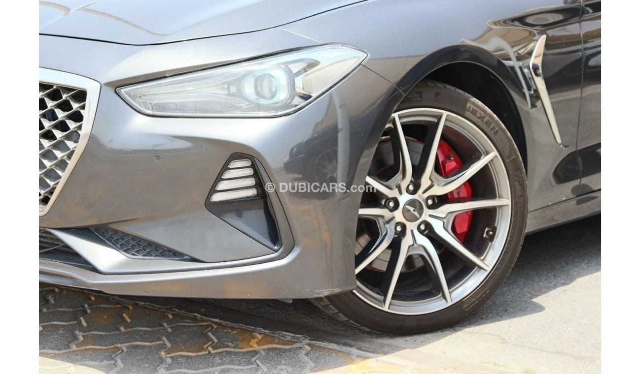 Genesis G70 Genesis G70 Platinum / 3.3T / 2018 / GCC / Free Accident