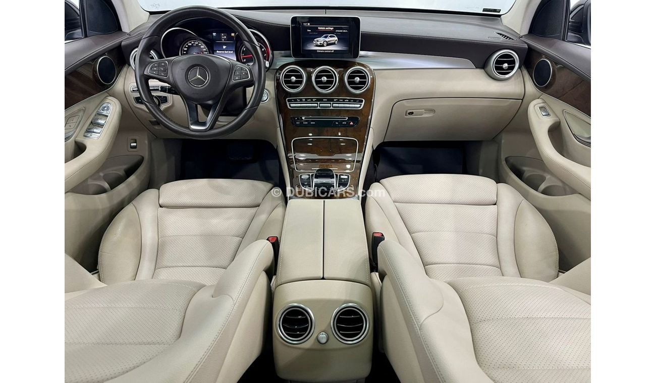 مرسيدس بنز GLC 250 AMG 2016 Mercedes-Benz GLC 250 4 Matic, Full Mercedes History, Warranty, Low Kms, GCC