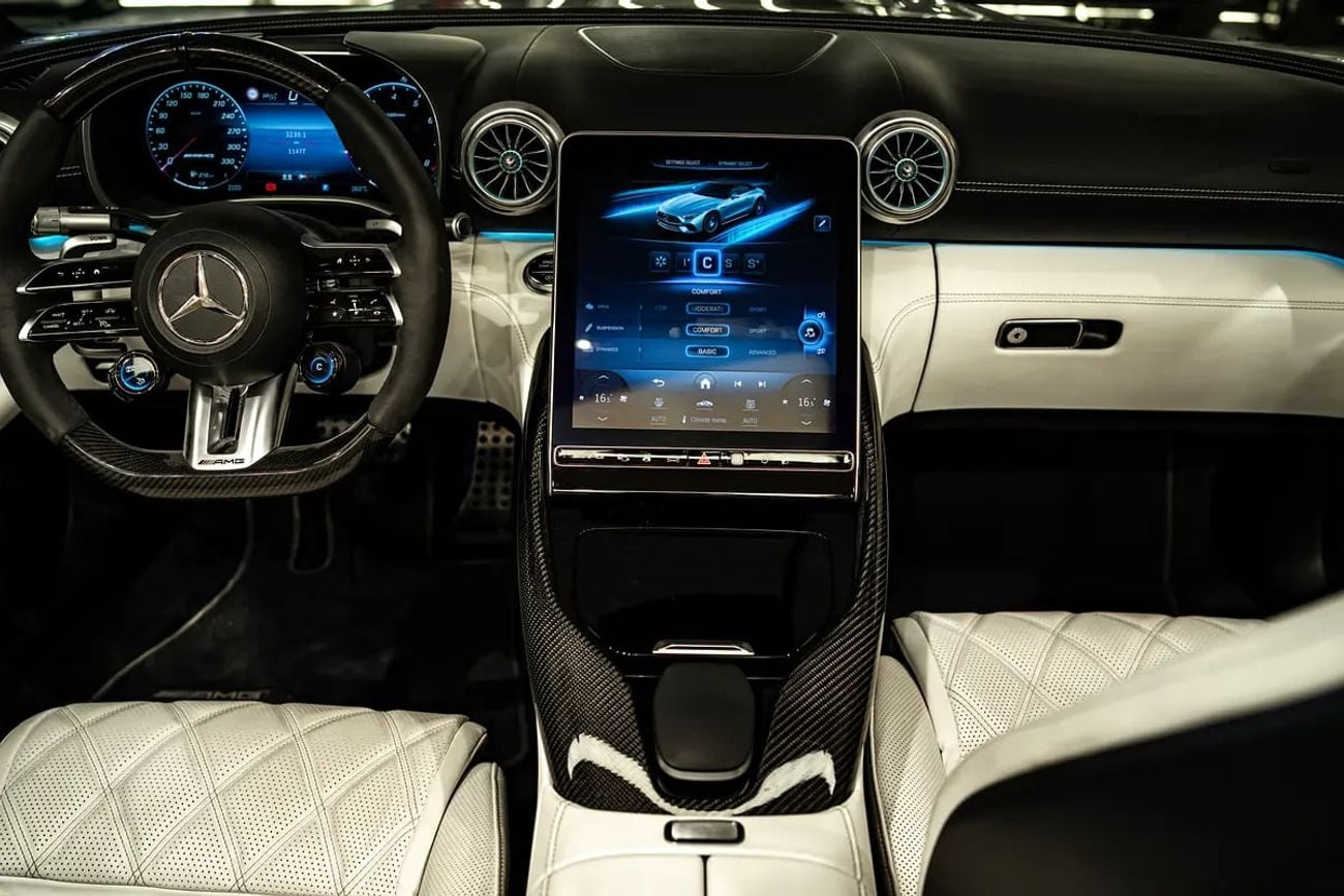 مرسيدس بنز SL 55 AMG SL 55 AMG 4Matic Plus - GCC Specs