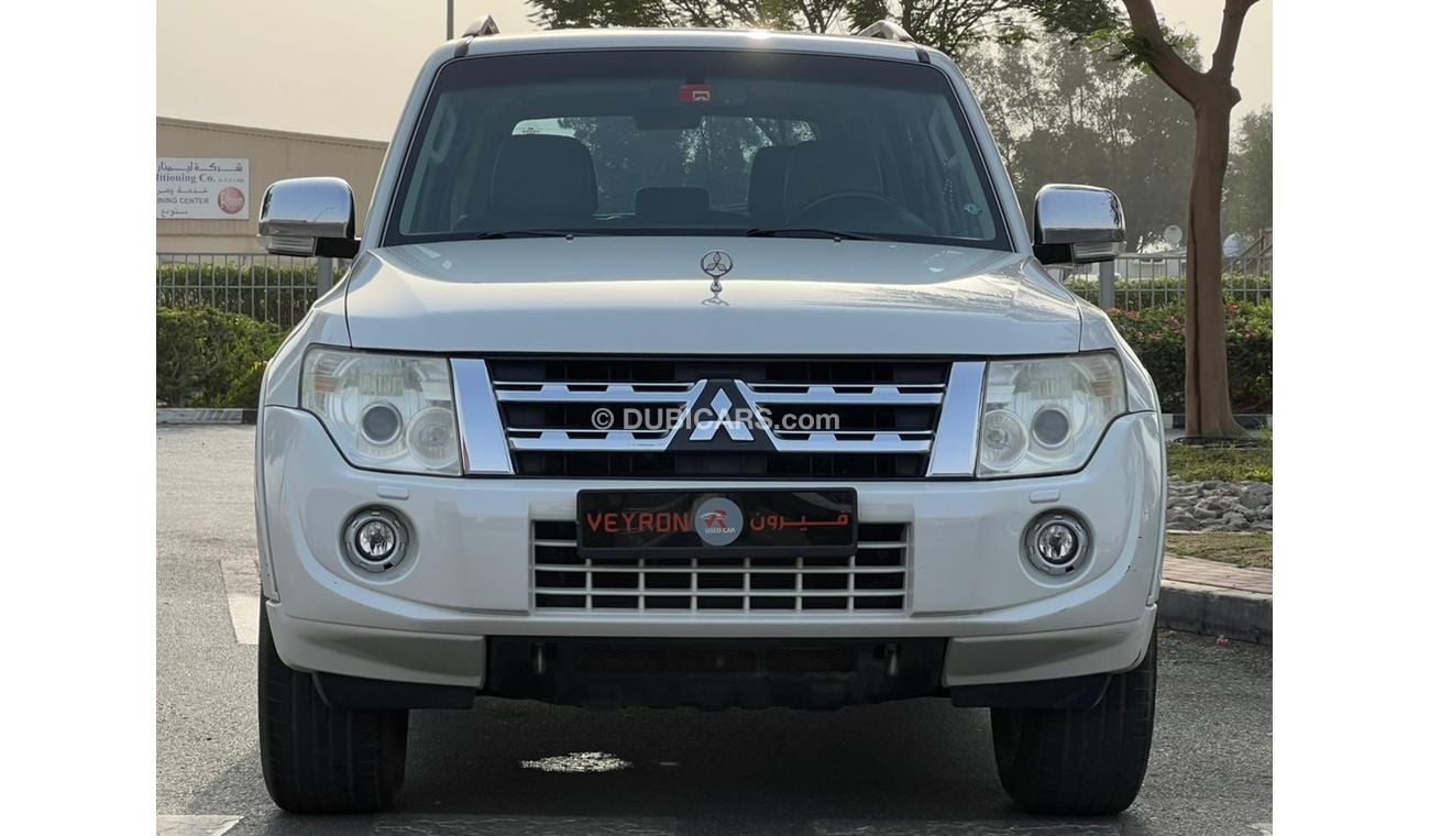ميتسوبيشي باجيرو GLS Std MITSUBISHI PAJERO GLS 2012 V6 3.5 FULL OPTION PERFECT CONDITION