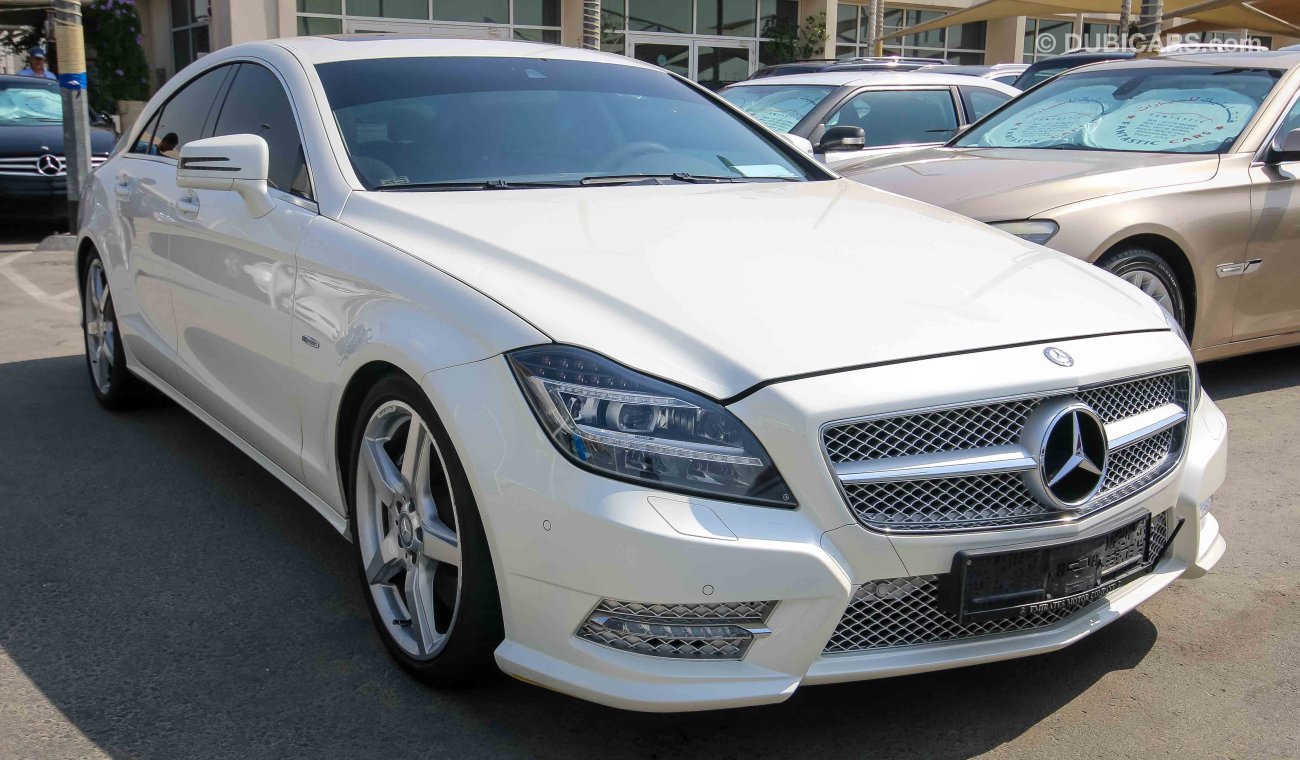 مرسيدس بنز CLS 500