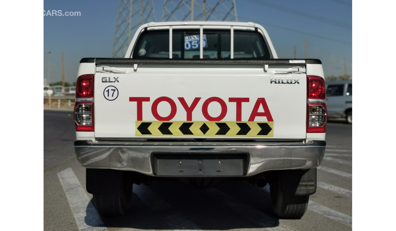 Toyota Hilux 2.7L PETROL, 15" TYRE, DIGITAL CLOCK, XENON HEADLIGHTS (LOT # 8502)