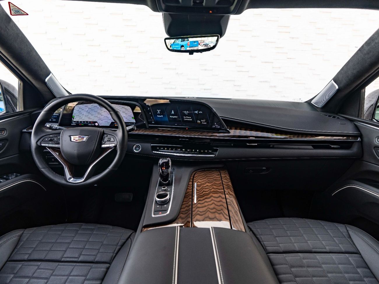 كاديلاك إسكالاد Sport Platinum 6.2L AWD