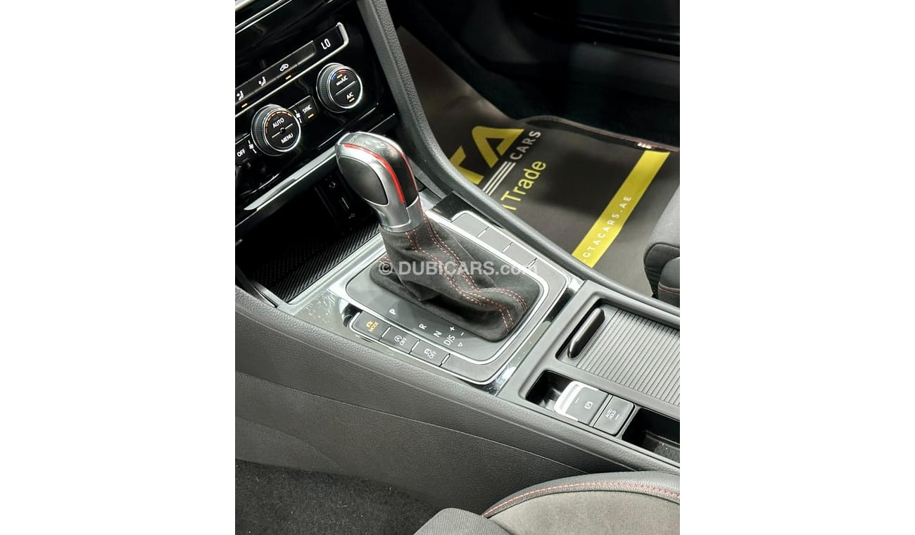 Volkswagen Golf 2017 Volkswagen Golf GTI Clubsport 2DR, Full VW Service History, Warranty, GCC