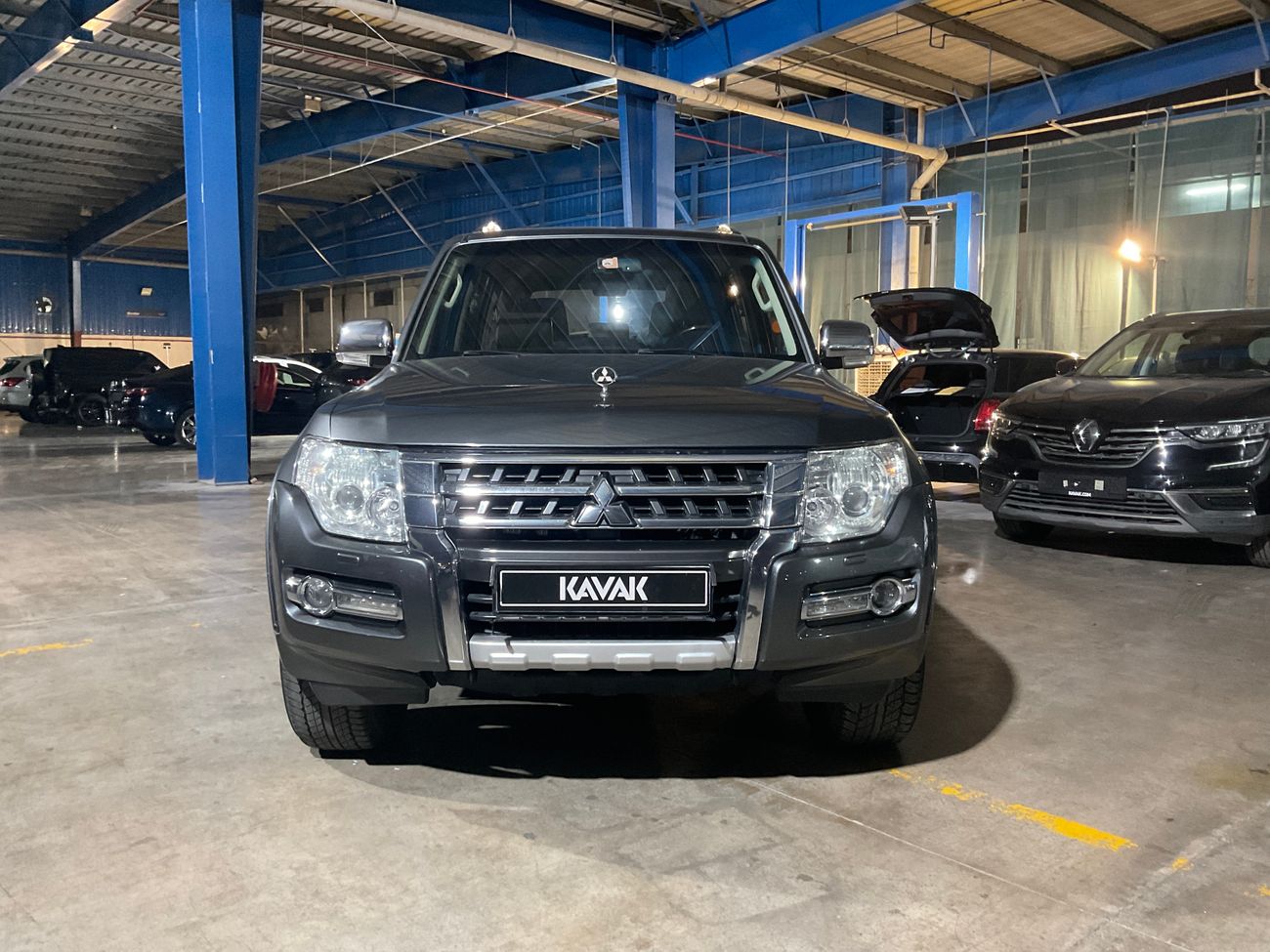 ميتسوبيشي باجيرو GLS Highline | شامل الضمان | 0 ﺪﻔﻋﺓ ﺃﻮﻟﻯ