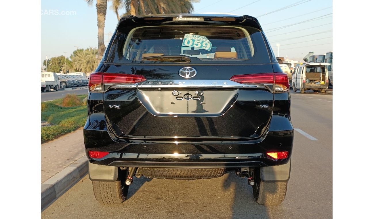 Toyota Fortuner 4.0L V6 PETROL, DVD+ CAMERA / REAR A/C (CODE # 89653)