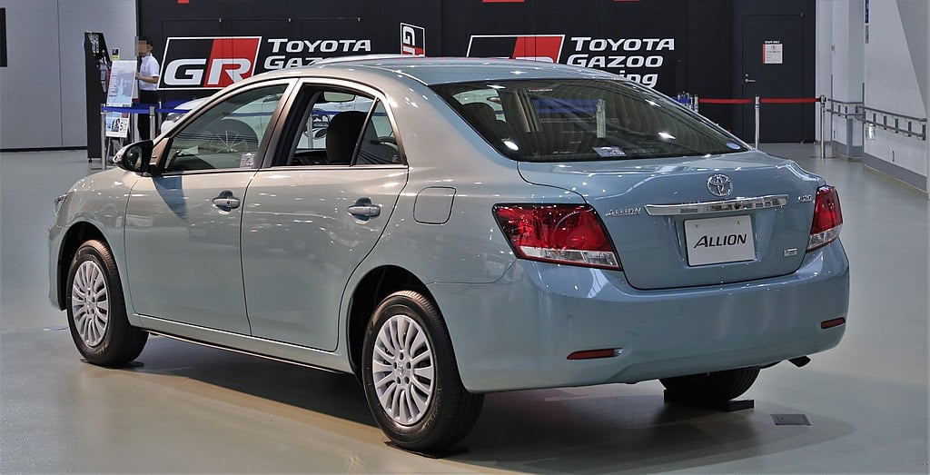 Toyota Allion exterior - Rear Right Angled
