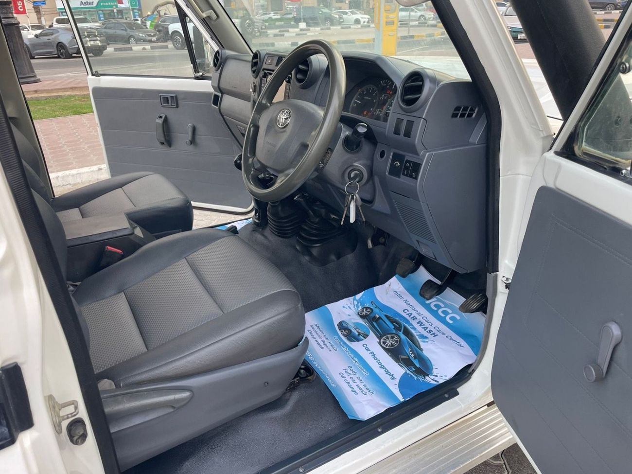 تويوتا لاند كروزر بيك آب Double Cabin 2017 Model RHD DIESEL ENGINE Full Option