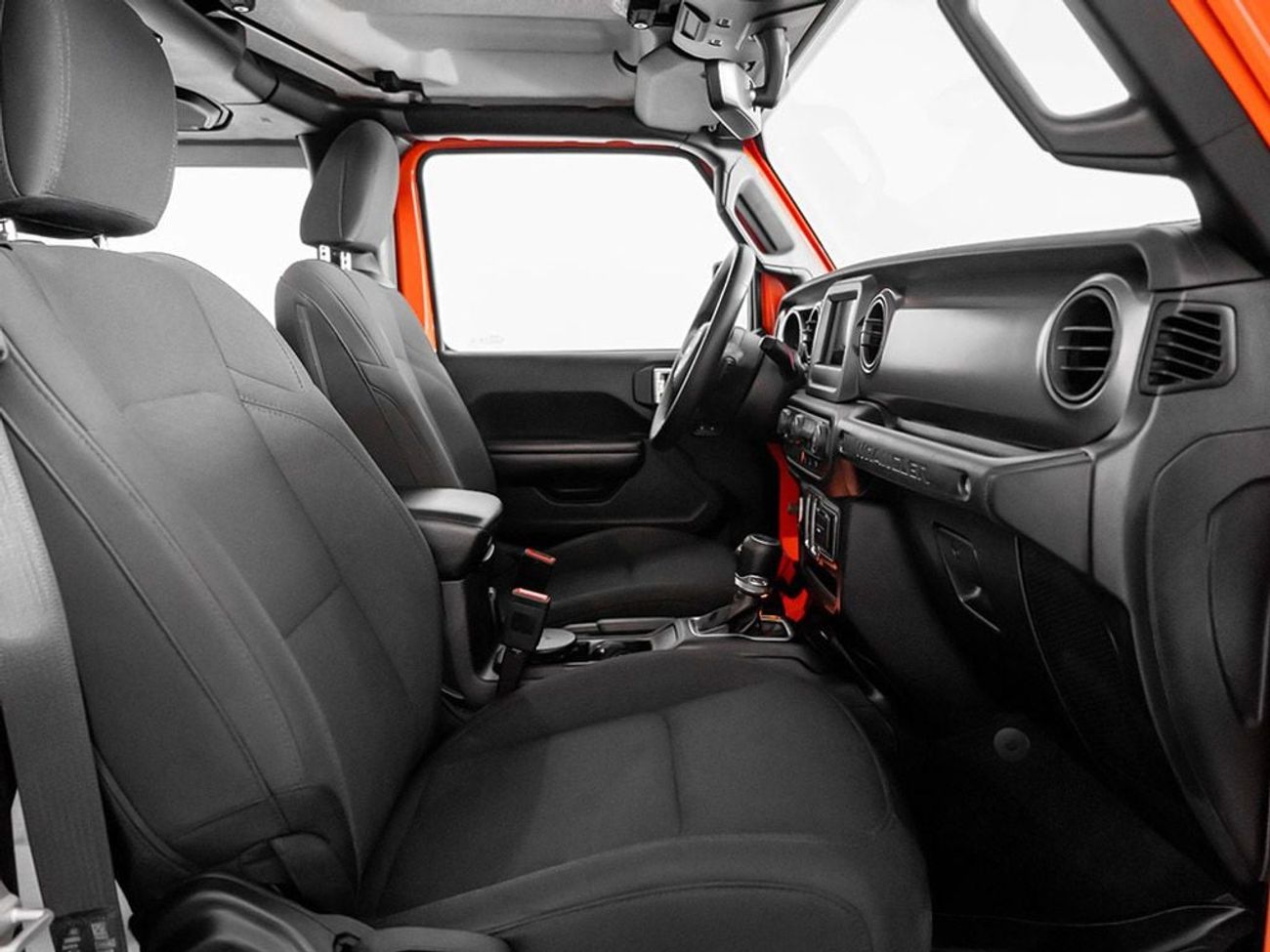 جيب رانجلر Sport 3.6L A/T (4 Seater)