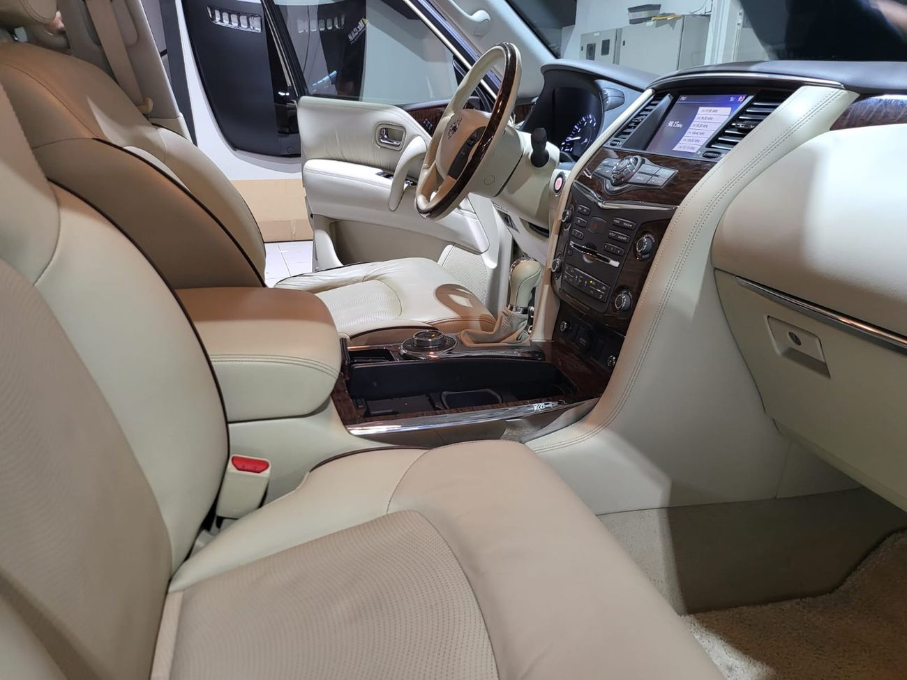 Nissan Patrol LE Platinum 5.6L