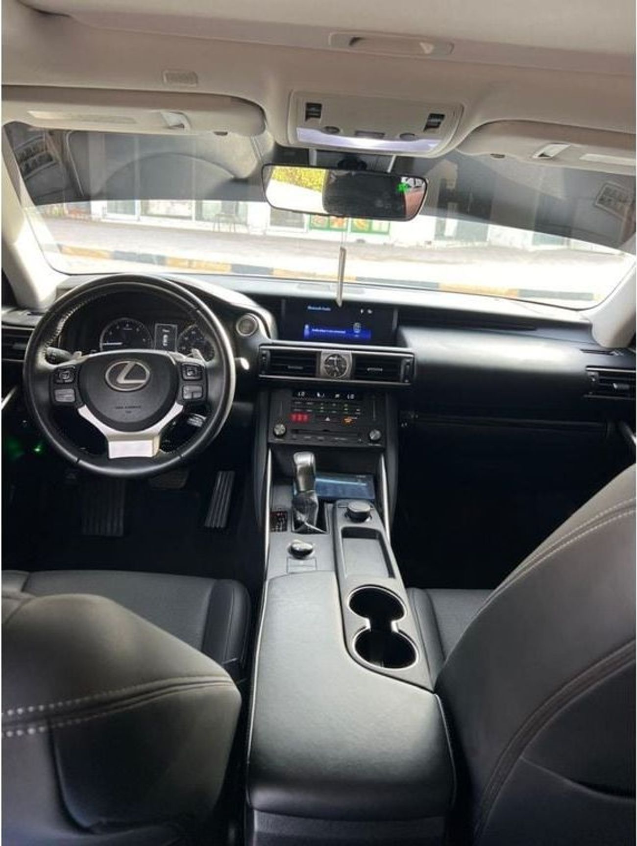 لكزس IS 300 Premier 2.0L ( CYL)