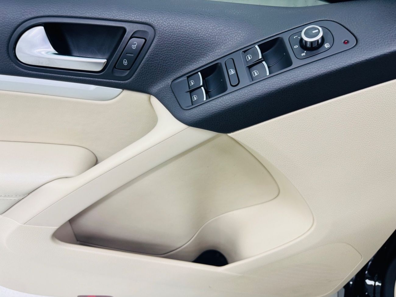 Volkswagen Tiguan SEL 2.0L