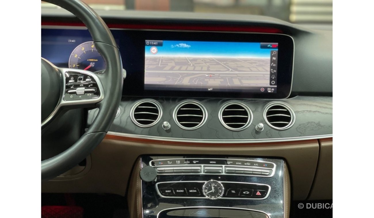 مرسيدس بنز E 350 e e e Mercedes Benz AMG kit GCC 2019 under warranty