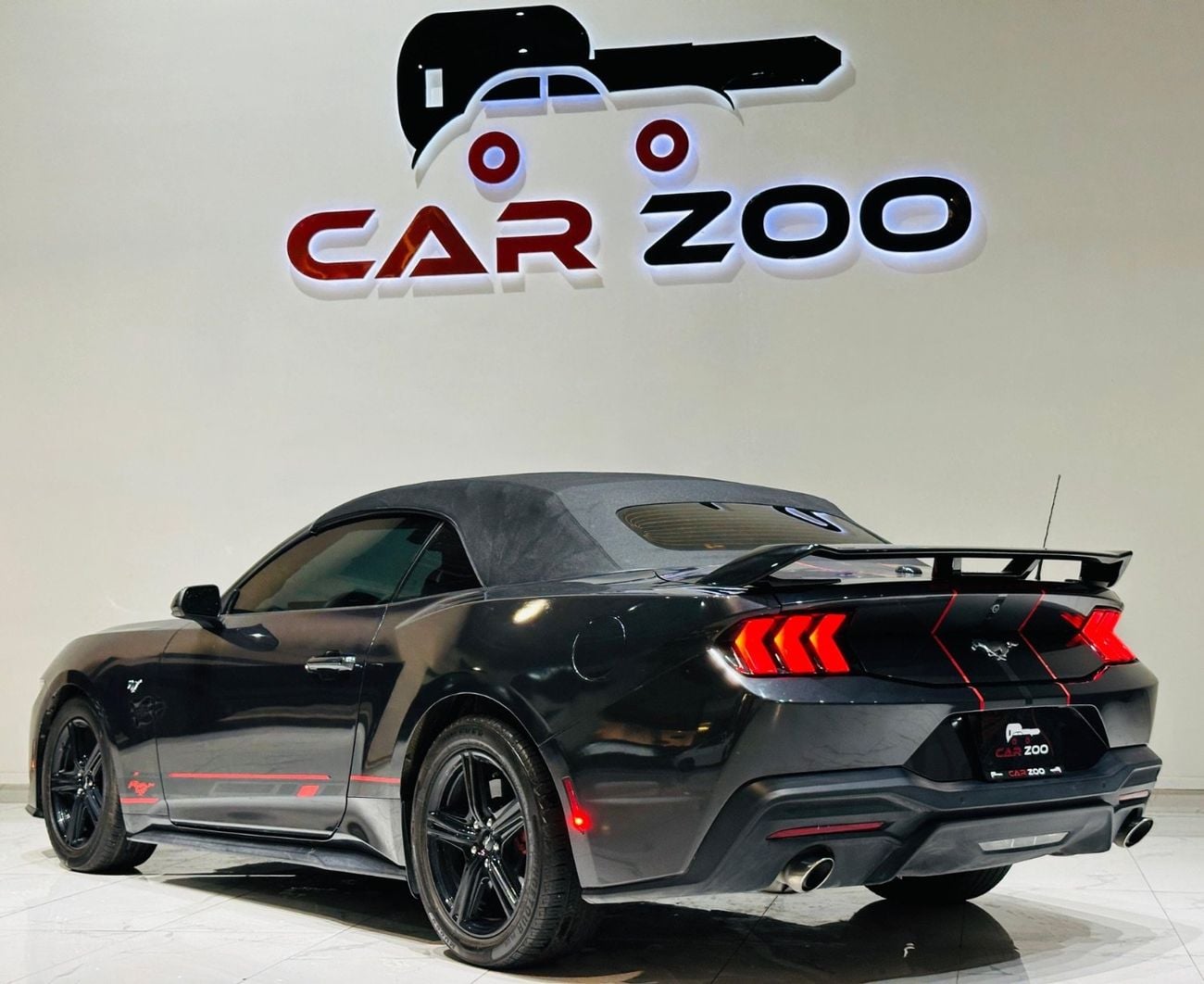 فورد موستانج EcoBoost 2.3L Convertible A/T