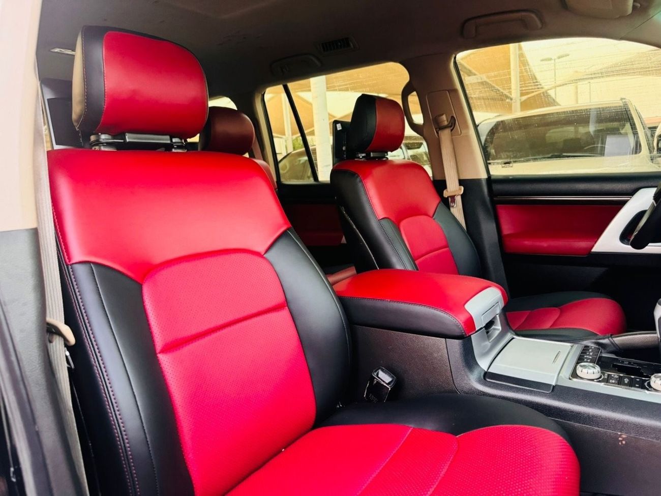 تويوتا لاند كروزر تيوتا