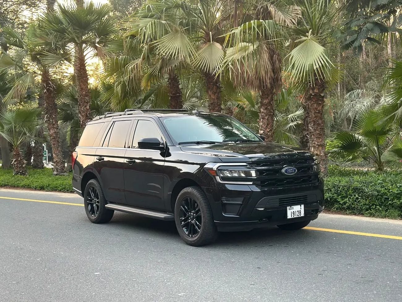 Ford Expedition XL 3.5L (375 HP) 4WD 2024 Ford Expedition Full Option | 3.5L V6 | 400 HP | 30,000 KM | Perfect Condi